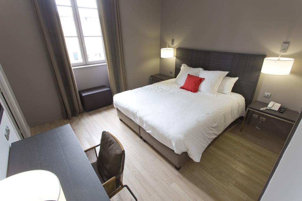 Grand Hotel De Castres Castres  Room photo
